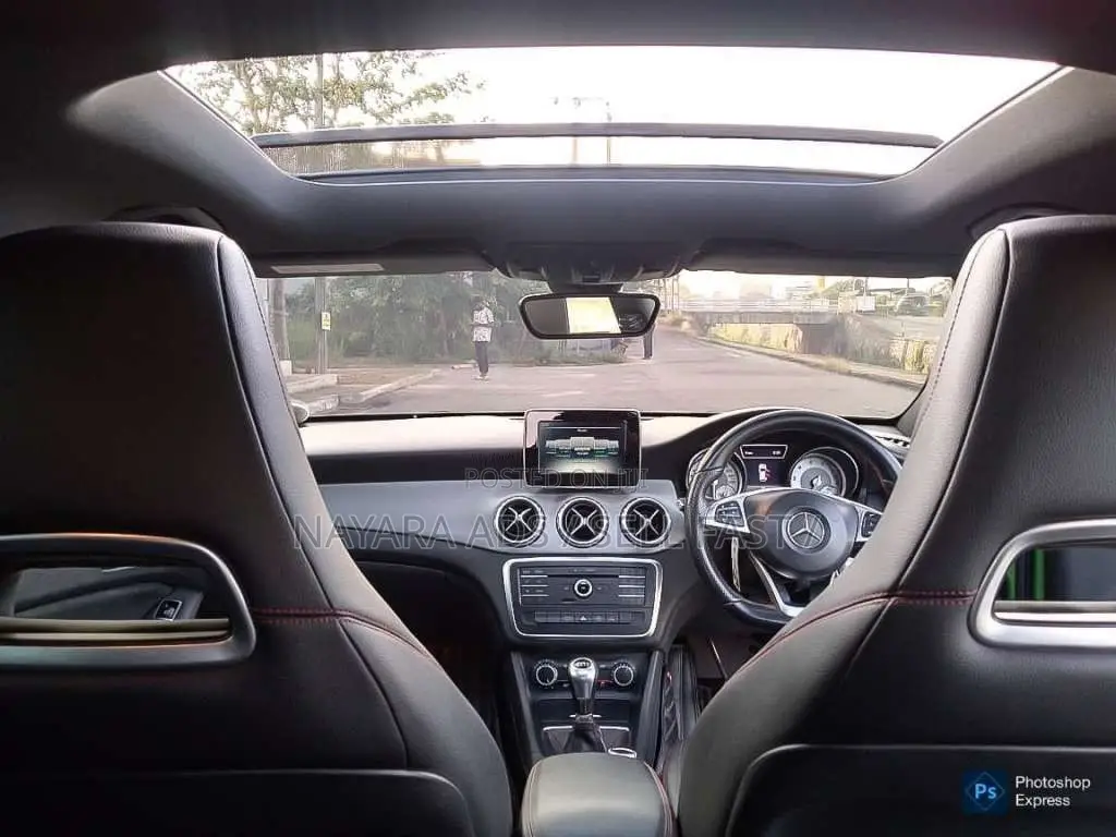 Mercedes-Benz GLA180 2016 SUV (Used)