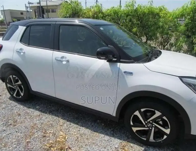 Daihatsu Rocky Hybrid G Premium 2026 SUV Unregistered (Recondition)