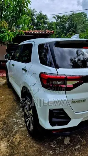 Toyota Raize Japan 2025 SUV (Used)
