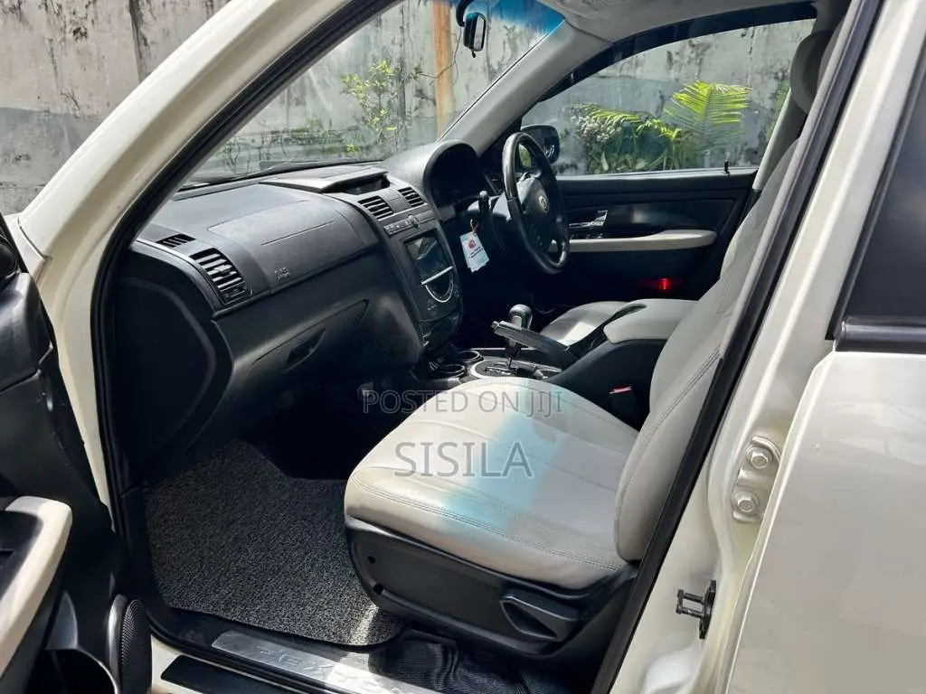 Micro Rexton 2008 SUV (Used)