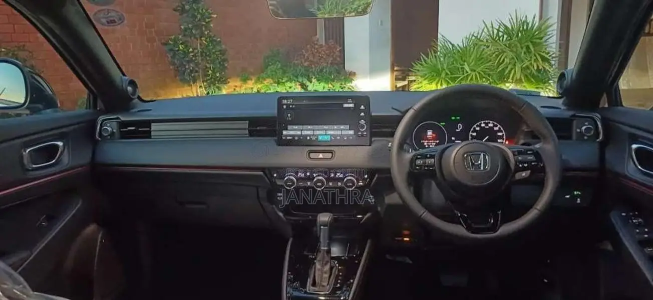 Honda Vezel RS Premium 2025 SUV Brand New