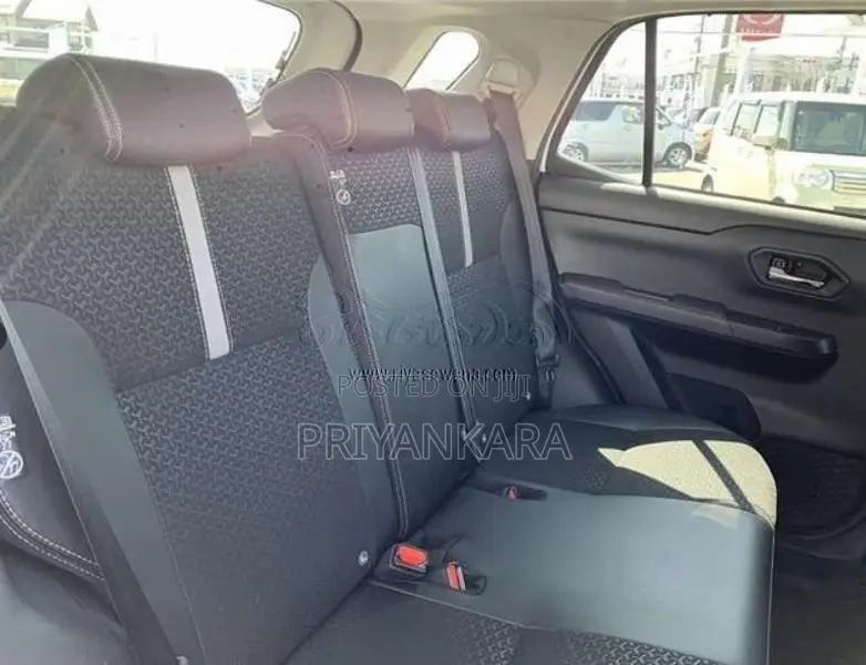 Daihatsu Rocky Hybrid 2025 SUV Unregistered (Recondition)