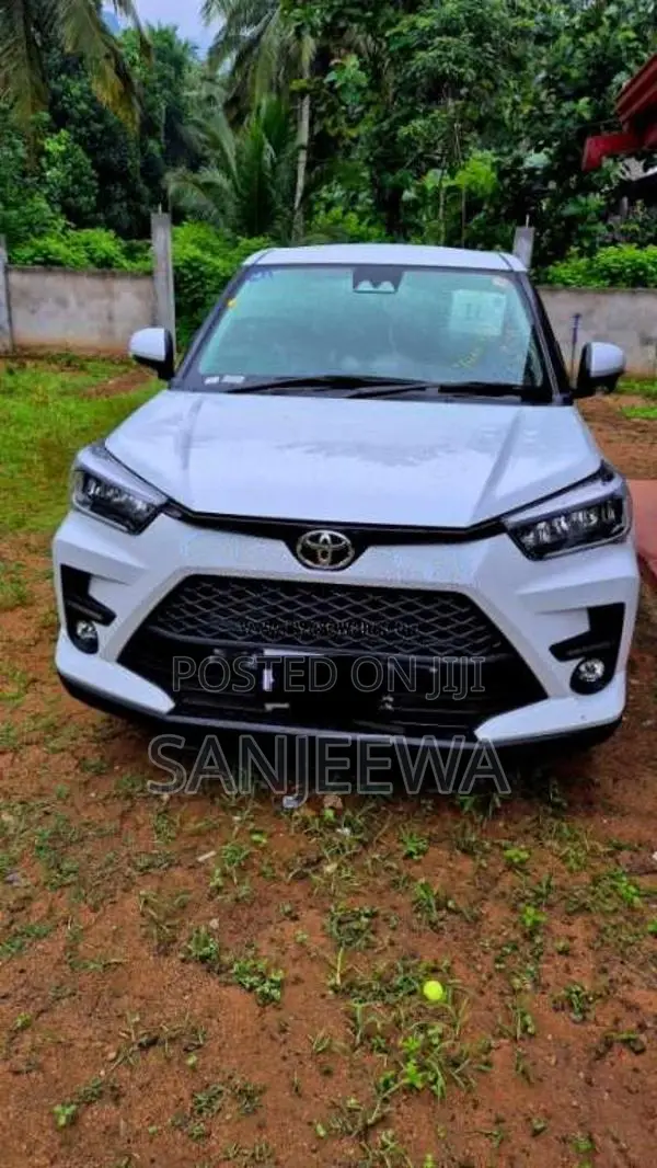 Toyota Raize Japan 2025 SUV (Used)