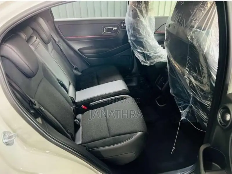 Honda Vezel RS Premium 2025 SUV Brand New