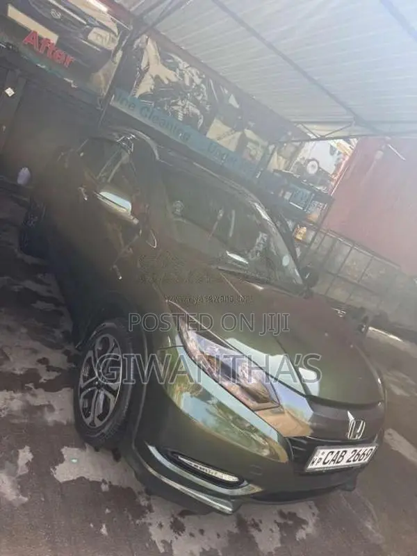 Honda Vezel 2014 SUV (Used)