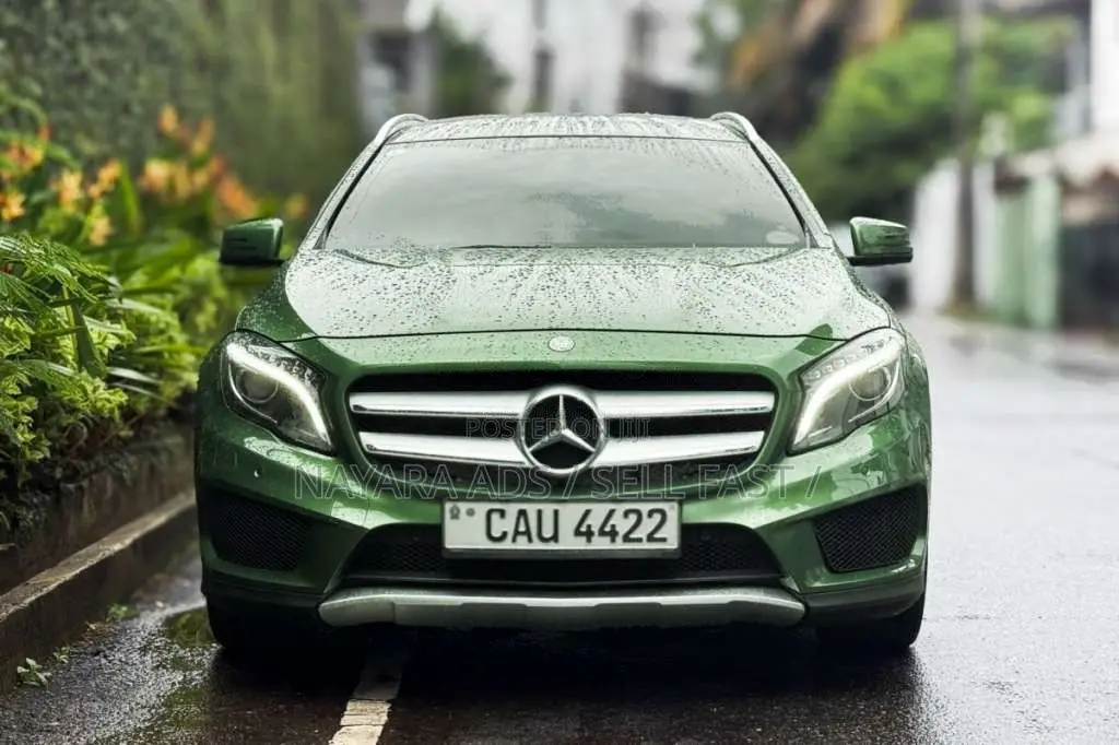 Mercedes-Benz GLA180 2016 SUV (Used)
