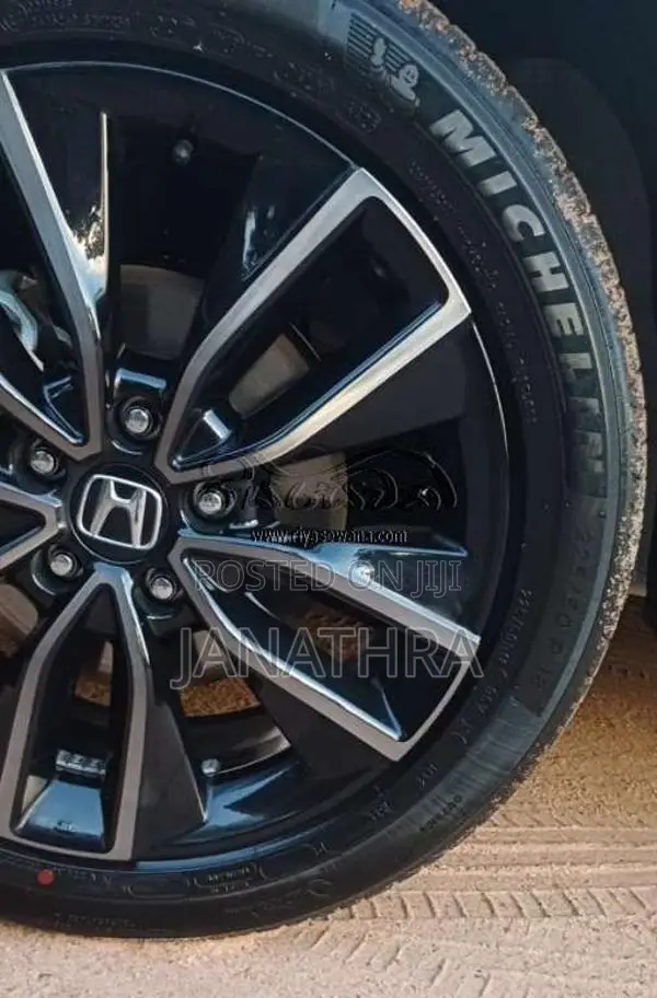 Honda Vezel RS Premium 2025 SUV Brand New