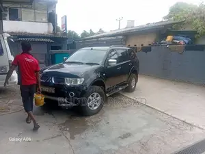 Mitsubishi Montero Sport 2012 SUV (Used)