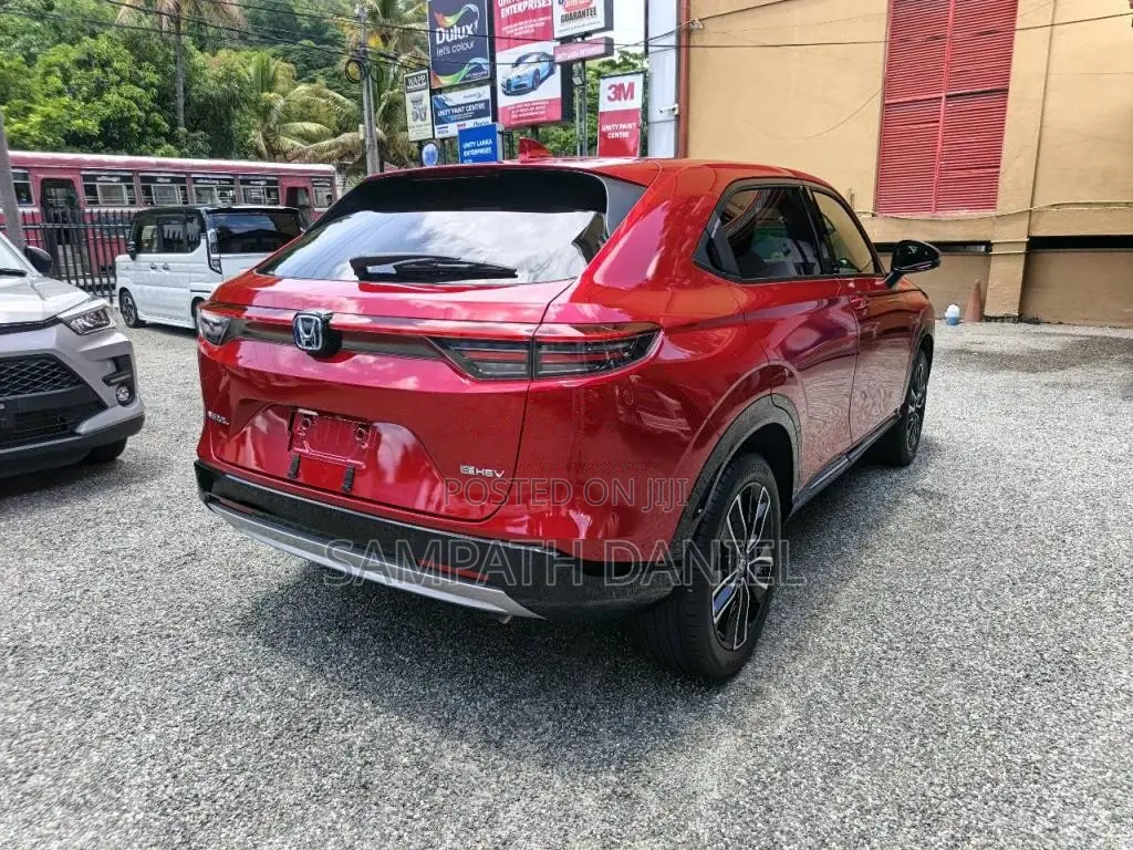 Honda Vezel Z Premium 2025 SUV Unregistered (Recondition)