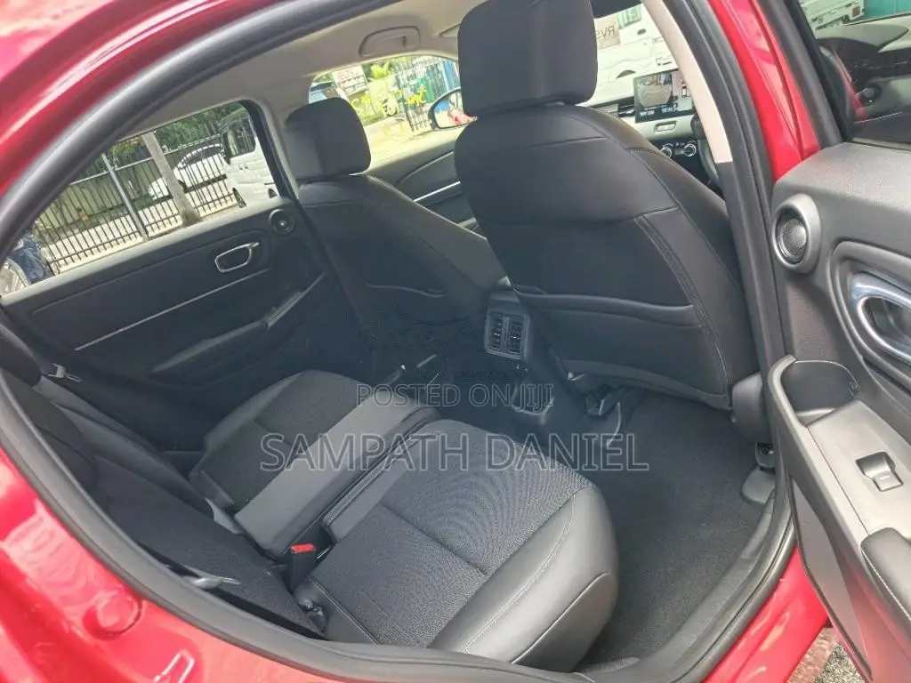 Honda Vezel Z Premium 2025 SUV Unregistered (Recondition)
