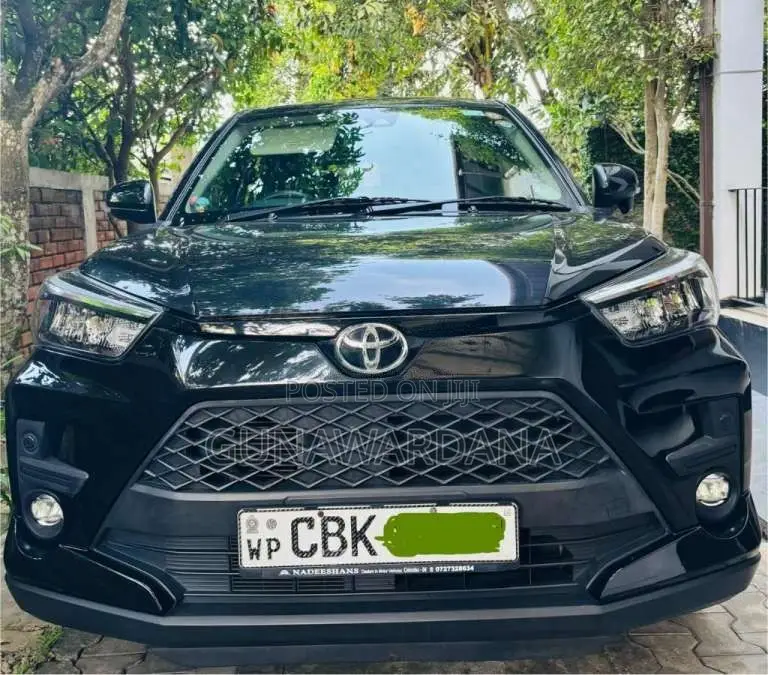 Toyota Raize 2020 SUV (Used)