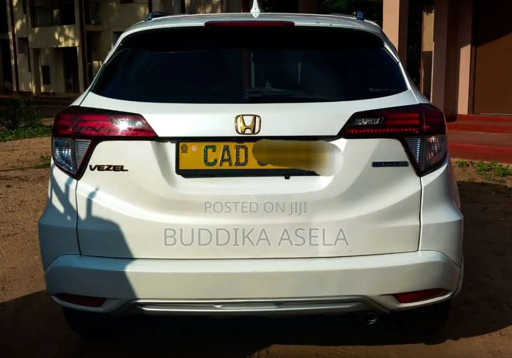 Honda Vezel 2014 SUV (Used)