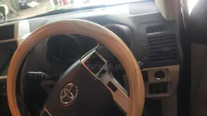 Toyota Prado 2015 SUV (Used)