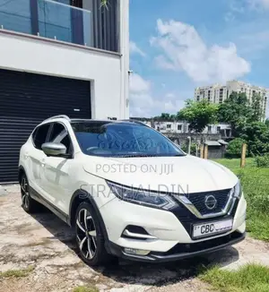 Nissan Qashqai 2018 SUV (Used)