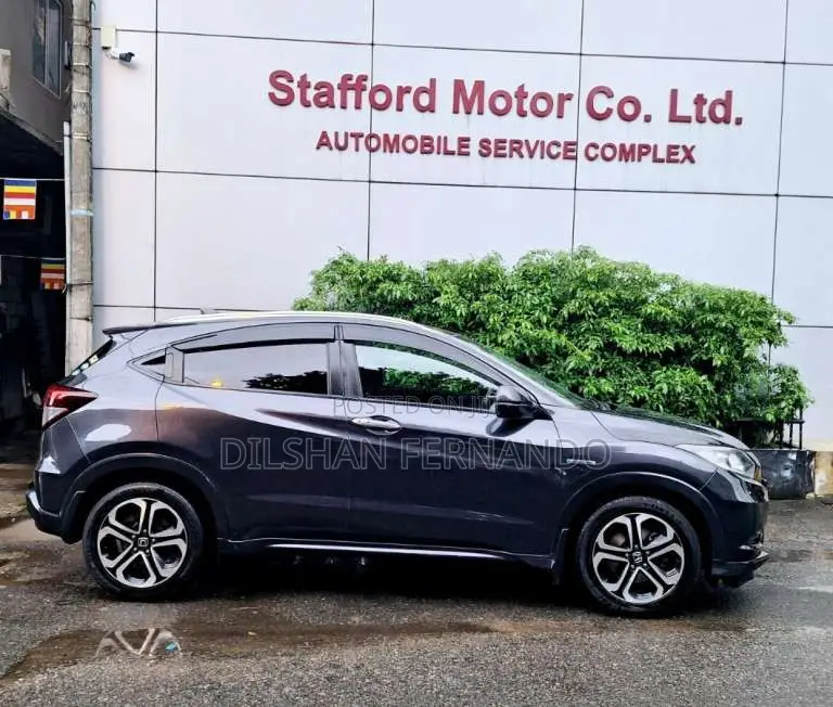 Honda Vezel 2014 SUV (Used)