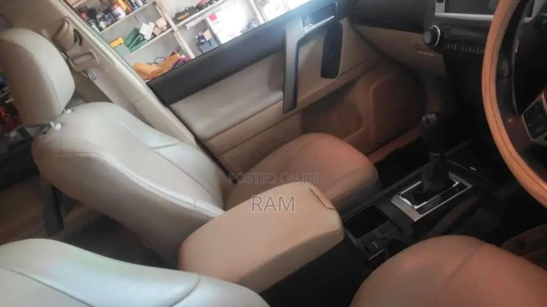Toyota Prado 2015 SUV (Used)