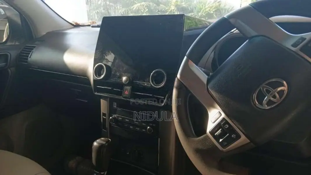 Toyota Prado 2013 SUV (Used)