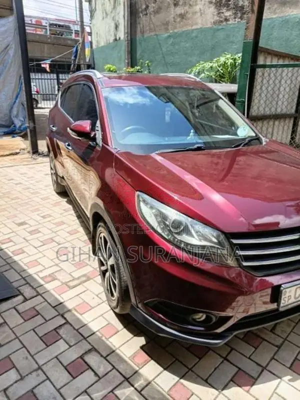 DFSK Glory 580 2019 SUV (Used)