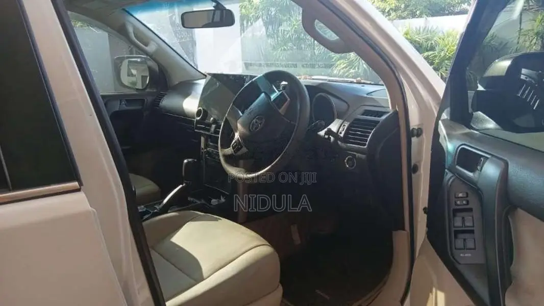 Toyota Prado 2013 SUV (Used)