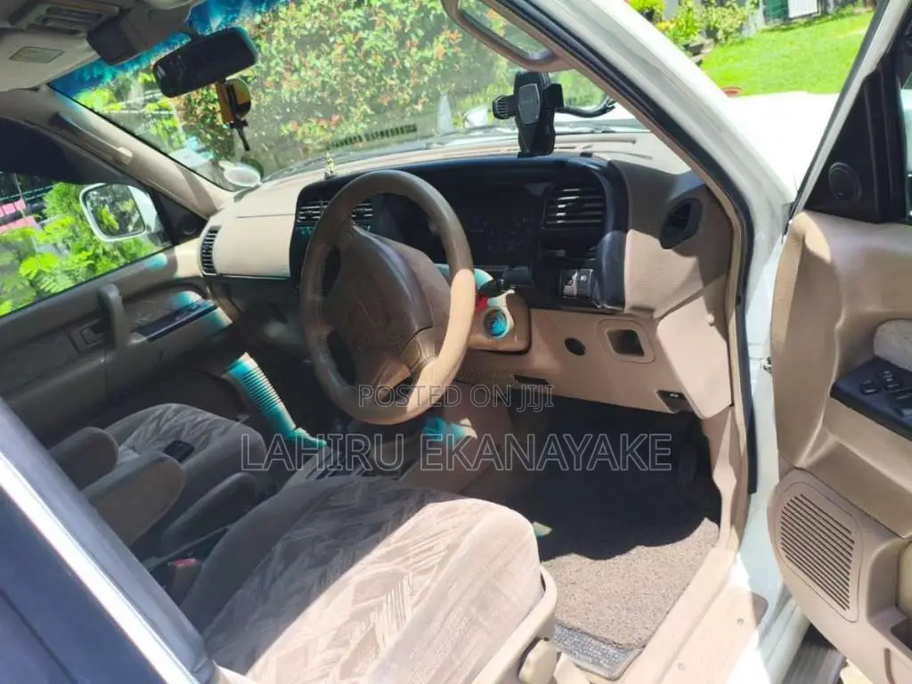 Isuzu Trooper Bighorn 2001 SUV (Used)