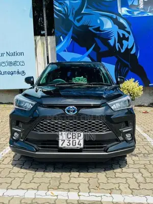 Toyota Raize 2025 SUV (Used)