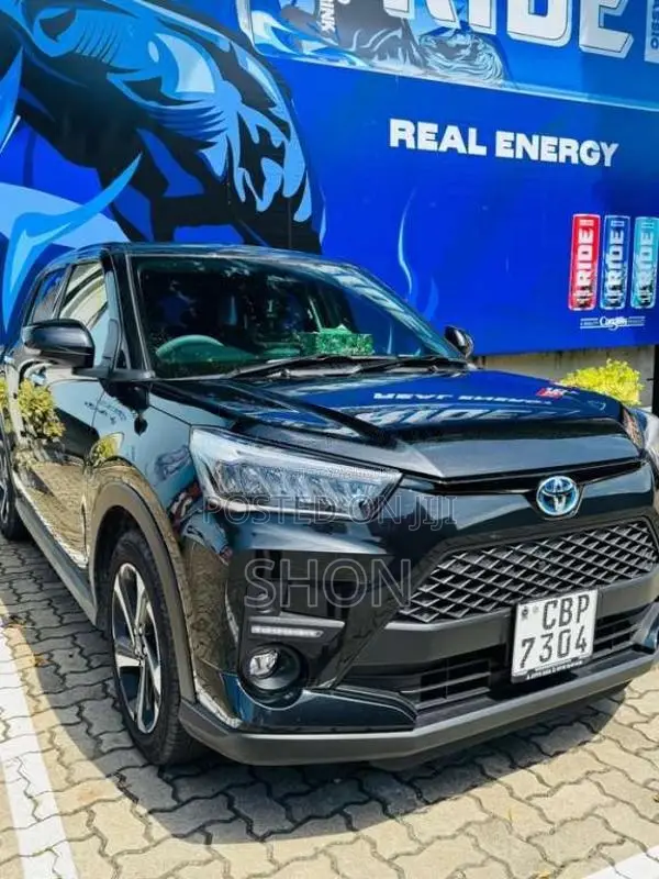 Toyota Raize 2025 SUV (Used)