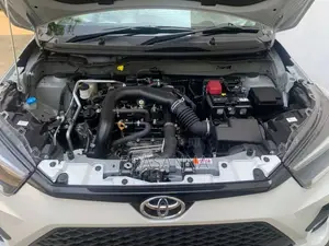Toyota Raize 2025 SUV (Used)