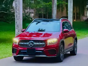 Mercedes-Benz GLB 180 AMG Premium Plus 2024 SUV (Used)