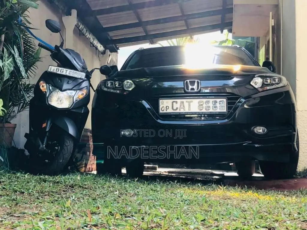 Honda Vezel 2014 SUV (Used)