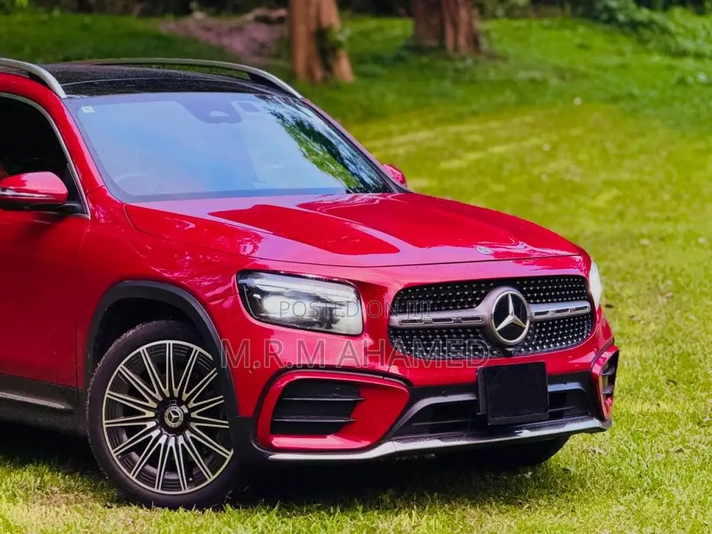 Mercedes-Benz GLB 180 AMG Premium Plus 2024 SUV (Used)