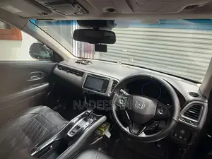 Honda Vezel 2014 SUV (Used)