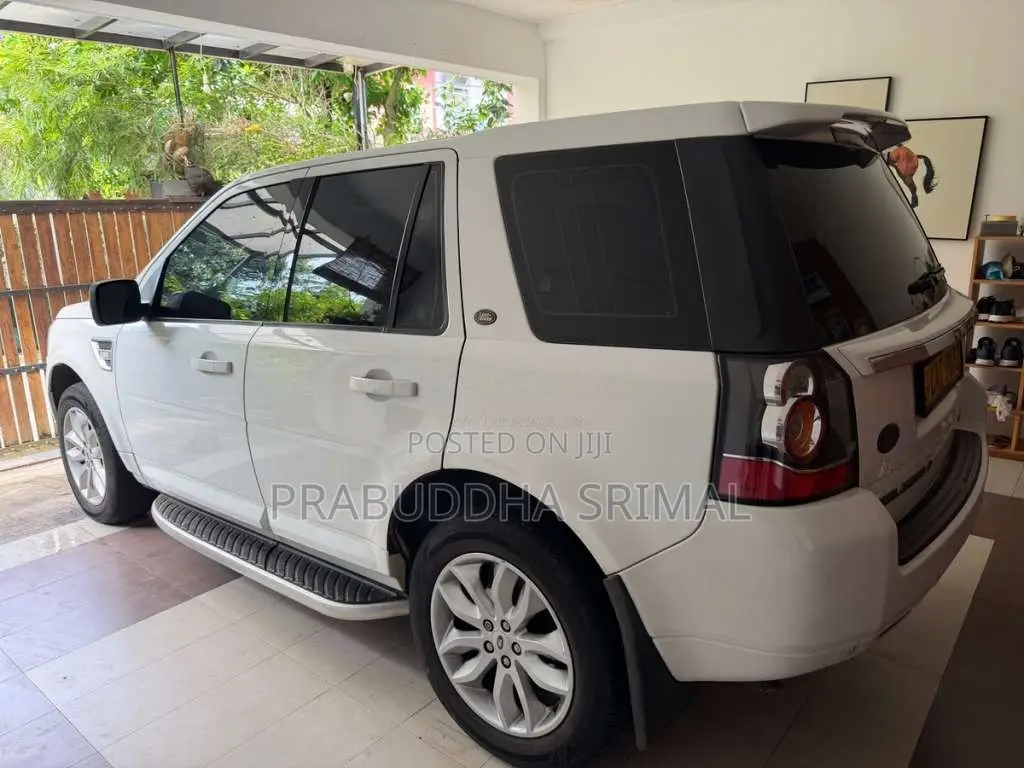 Land-Rover Freelander 2 2013 SUV (Used)