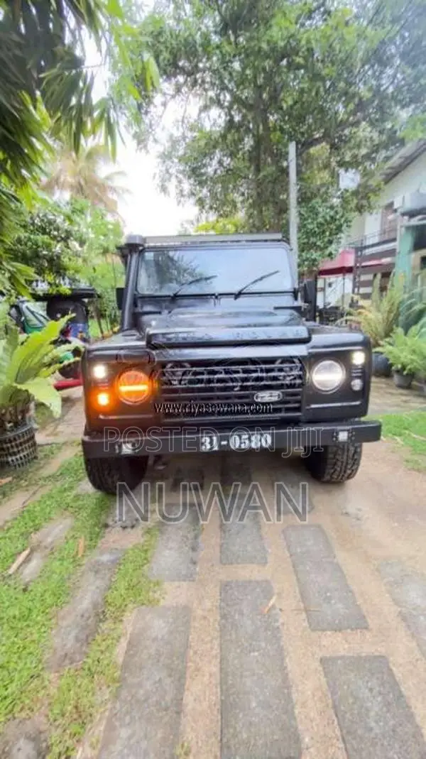 Land-Rover Defender 90 1954 SUV (Used)