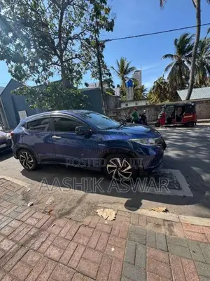 Honda Vezel 2016 SUV (Used)