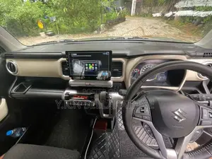 Suzuki Xbee 2023 SUV (Used)