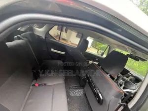 Suzuki Xbee 2023 SUV (Used)