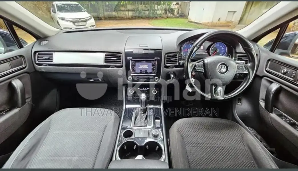 Volkswagen Touareg 2014 SUV (Used)