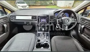 Volkswagen Touareg 2014 SUV (Used)