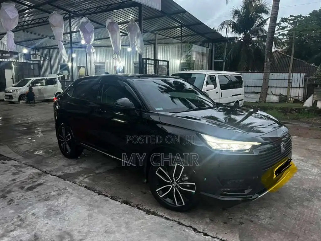 Honda Vezel Z Grade 2025 SUV (Used)