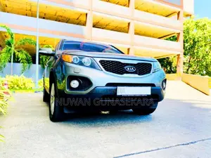 Kia Sorento 2011 SUV (Used)