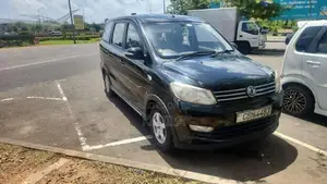 DFSK Glory 330 2024 SUV (Used)