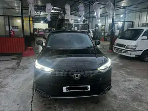 Honda Vezel Z Grade 2025 SUV (Used)