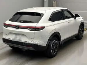 Honda Vezel RV5 X- Pearl Have To Import 2023 SUV Unregistered (Recondi