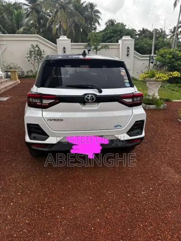 Toyota Raize 2020 SUV (Used)
