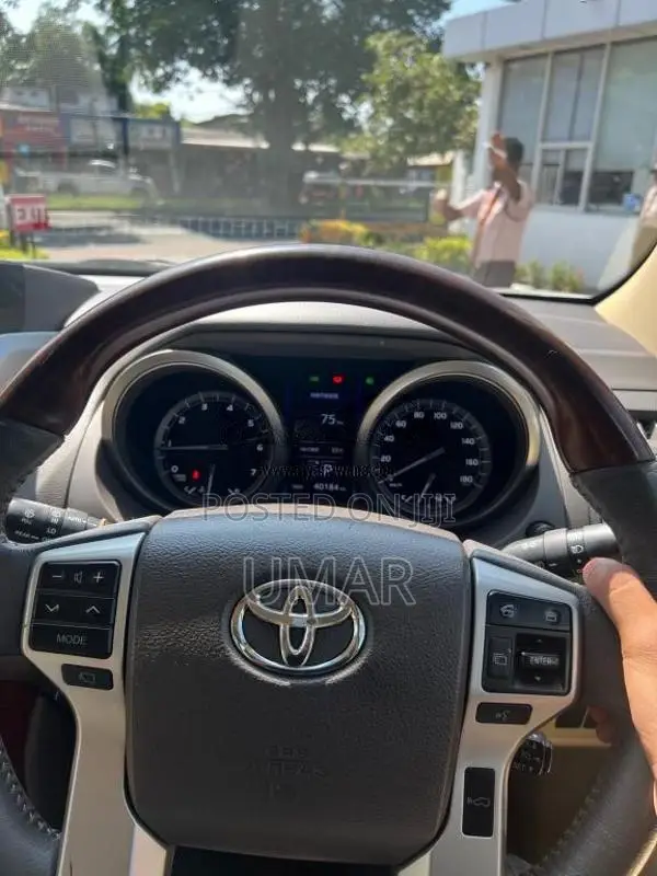 Toyota Prado 2015 SUV (Used)