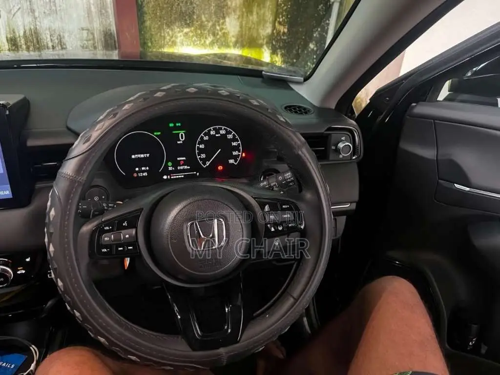 Honda Vezel Z Grade 2025 SUV (Used)