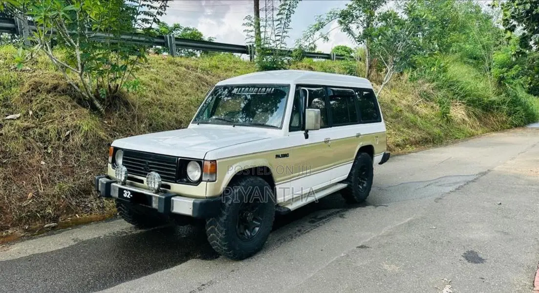 Mitsubishi Pajero 1990 SUV (Used)
