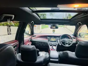 Toyota Harrier Advance Premium 2016 SUV (Used)
