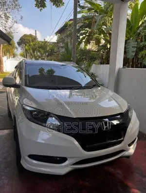 Honda Vezel 2014 SUV (Used)