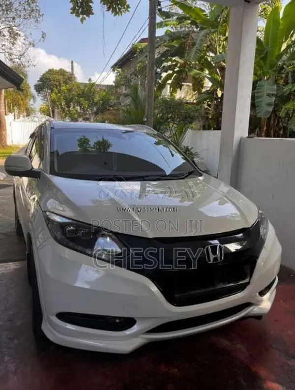 Honda Vezel 2014 SUV (Used)